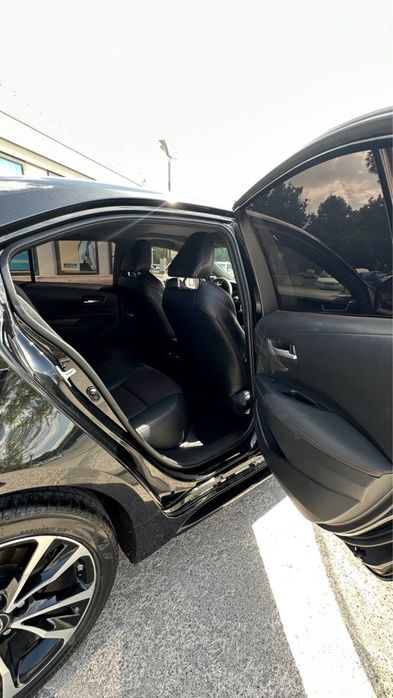 Toyota Levin srochna sotiladi