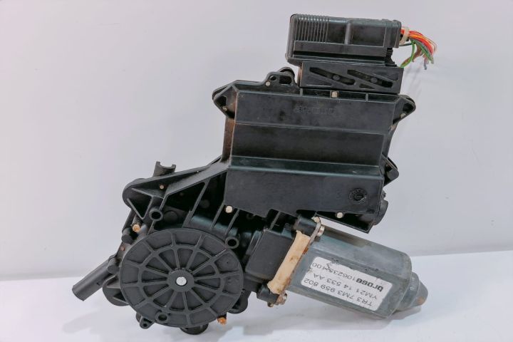 Motoras Macara  Dreapta Spate  7M3959802 / 1H4959811B Ford Galaxy pri