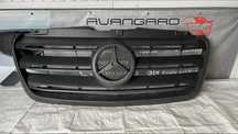 2 броя предна решетка Mercedes Sprinter W907 2019-