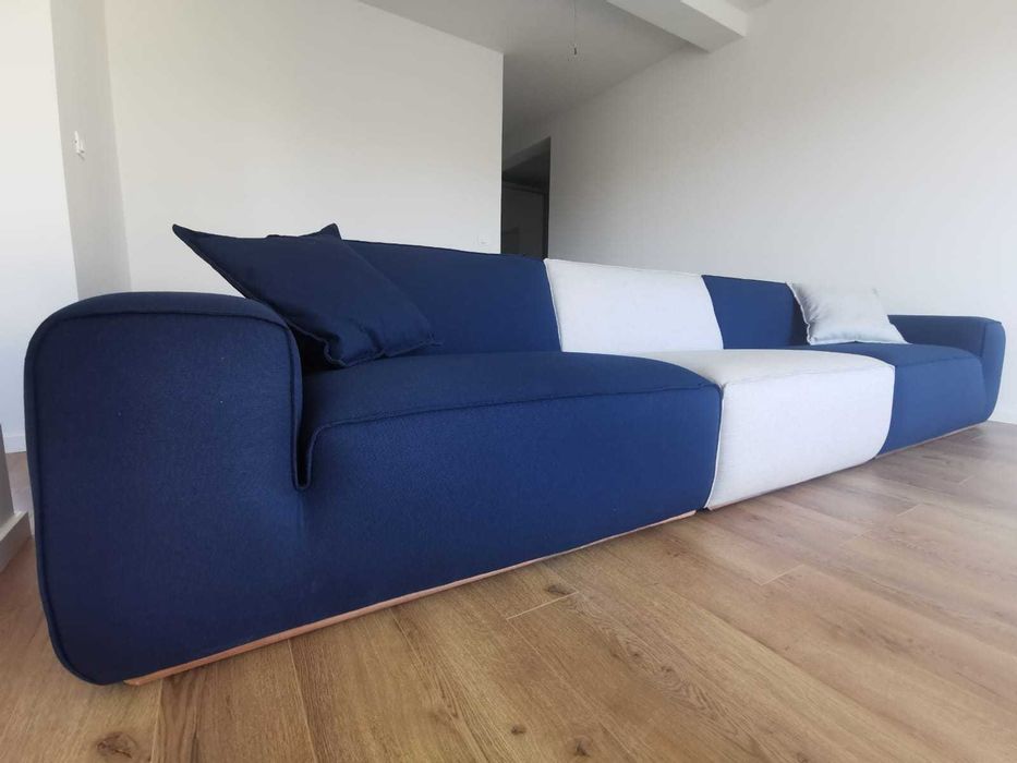 Vând canapea , produs nou