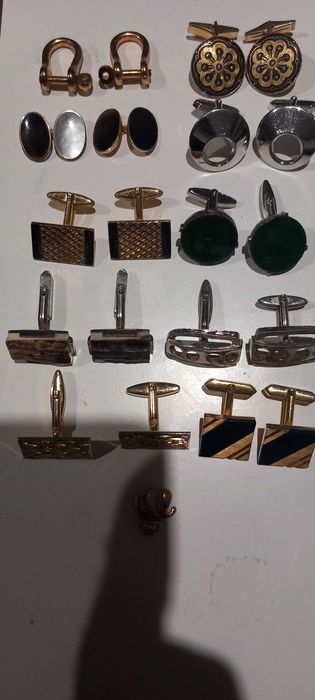 Butoniere ca noi diferite modele