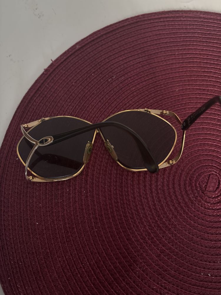De vanzare ochelarii originali Christian Dior
