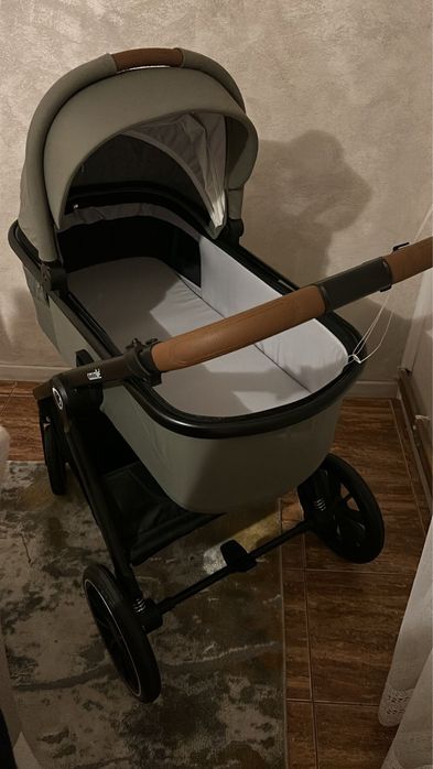 Cărucior Coccolle tip landou – stare foarte bună