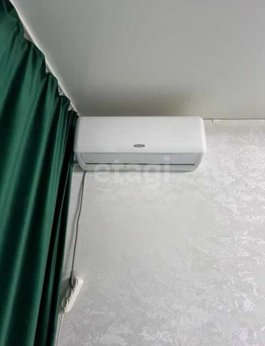 Продам 4-х комнатную на КСК