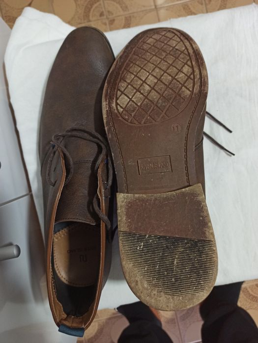 Pantofi inalti marimea 45