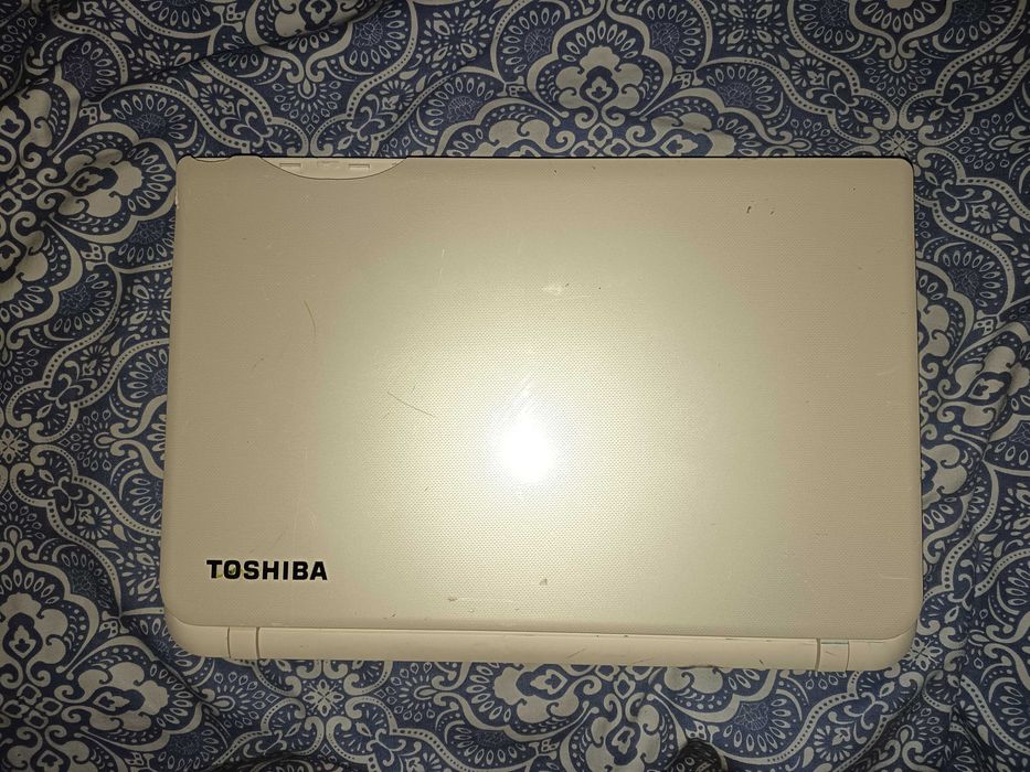 Placa baza laptop Toshiba L50-B, Core i5 4200u + carcasa completa