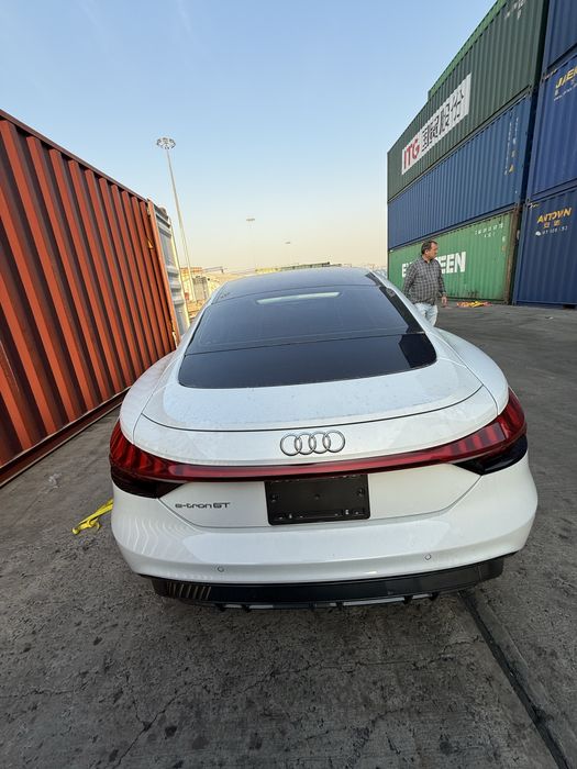 audi e tron gt perfomance 2024 obmen bor