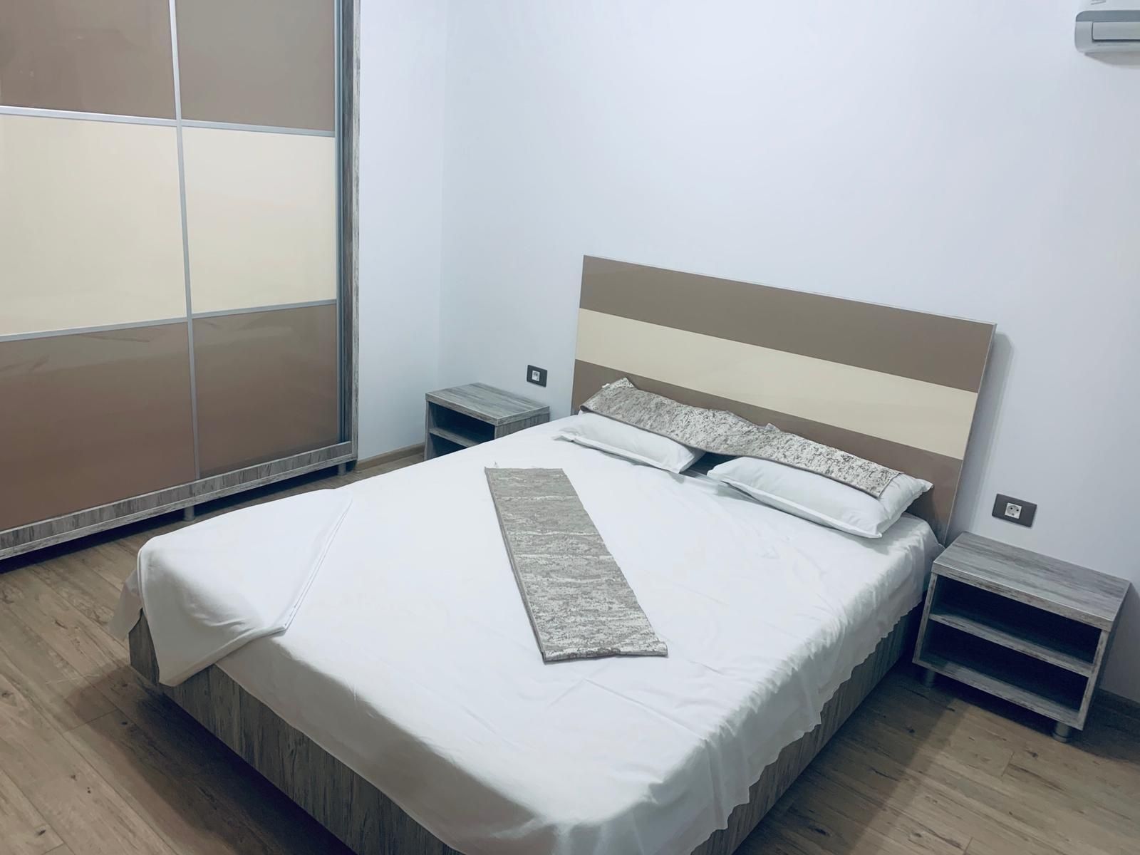 Inchiriez Ap 2 camere in Mamaia