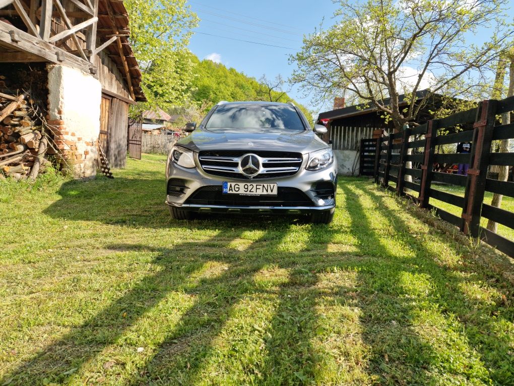 Mercedes-Benz GLC 250D 204 cp Airmatic 360 ILS WEBASTO