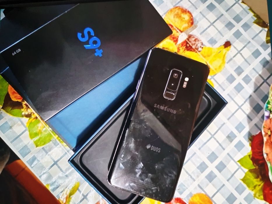Telefoane samsug s 9 plus