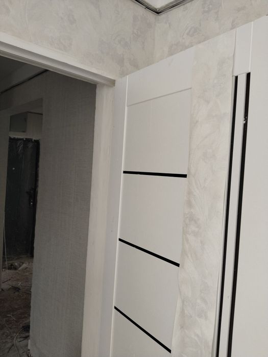 Своя. Продам 2 комнатную. Янгиюль. Ремонт ( ВСЁ НОВОЕ)