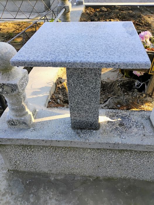 Vînd Felinare Pentru CIMITIR.+Vaze Flori.
