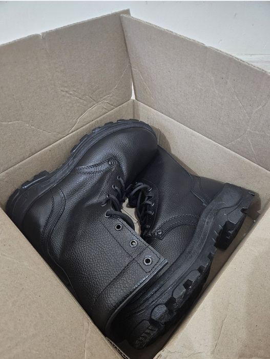 Продам зимние берцы 41 размер