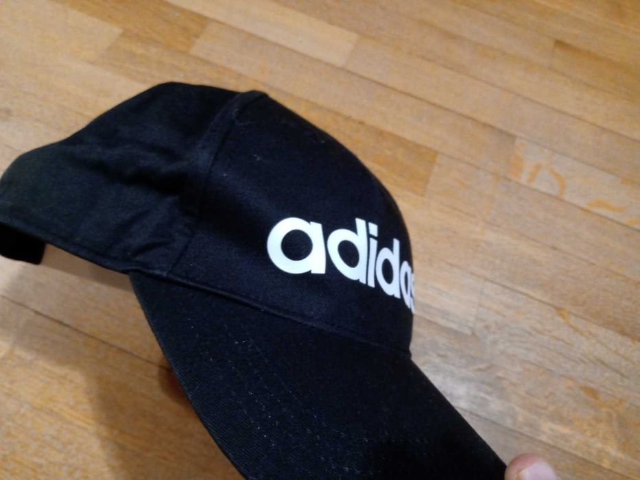 Нова Adidas Daily Cap Шапка оригинал хубава козирка НОВО