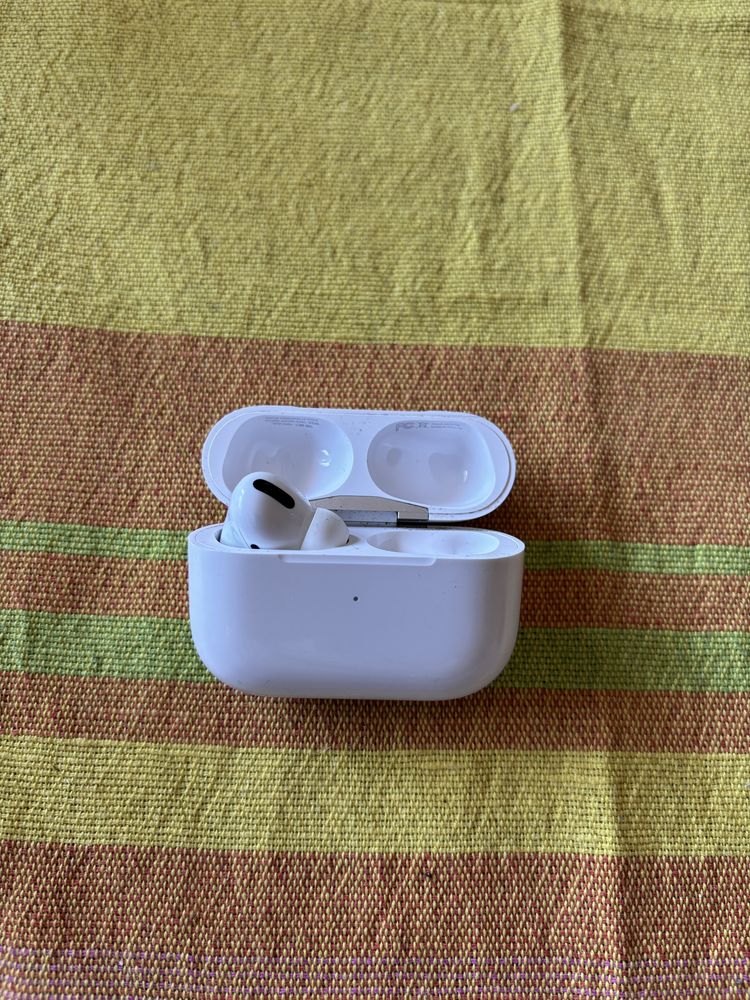 Apple air pods pro