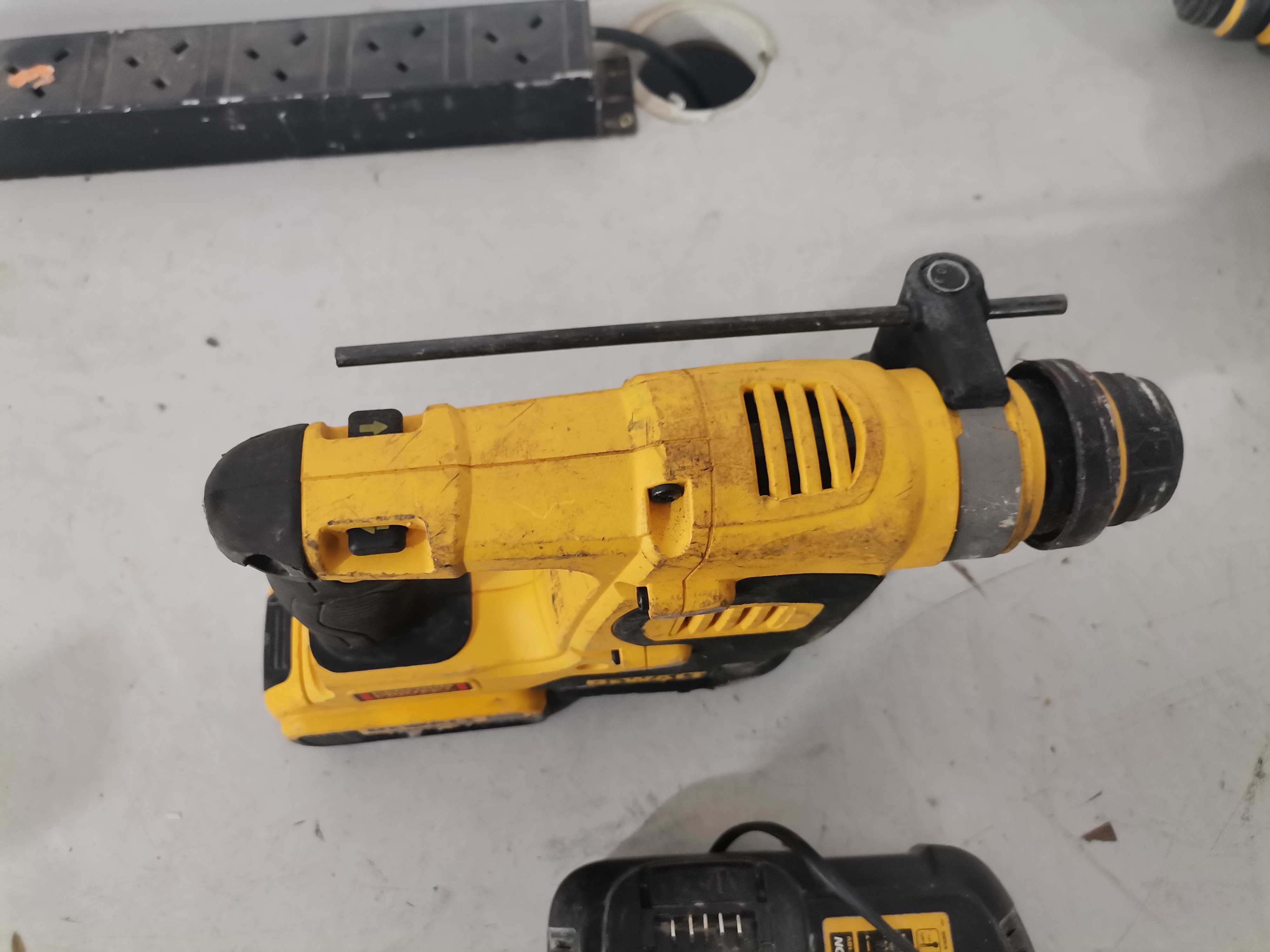 Перфоратор - Dewalt 18 V li ion