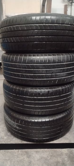 215 /55 /17 balon 4ta holati yaxshi