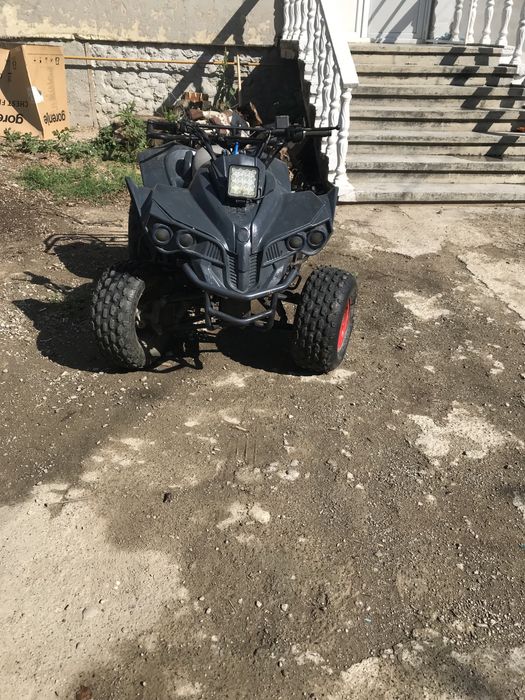 Vănd atv 125cc aproape în stare nouă