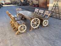 Masa cu scaun din lemn masiv rustic