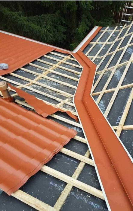 Reparatii acoperisuri, dulgherie, sisteme pluviale, montaj acoperis