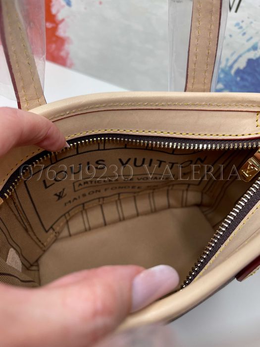 Geanta Louis Vuitton - cu banduliera Neverfull PM