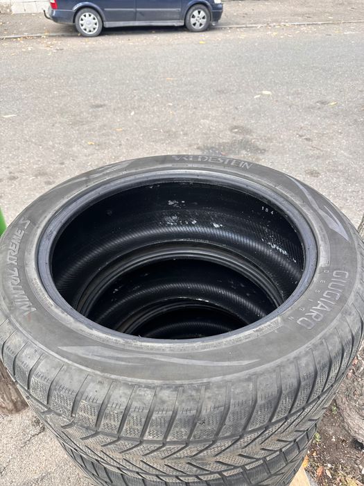 Anvelope iarna 285 45 R20 Vredestein