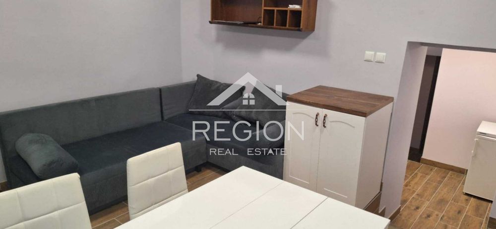 Дава се под наем Двустаен апартамент в Варна, Център - 38 кв.м за 357 € - Снимка #1