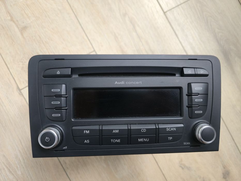 Audi concert 2 за ауди а3 8п
