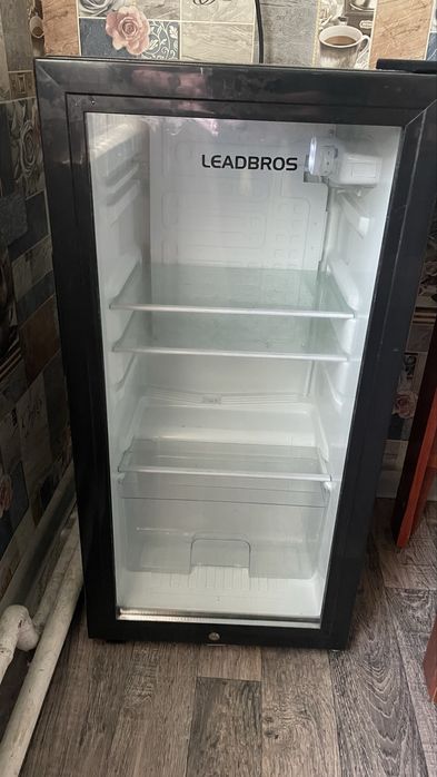 Продам холодильник