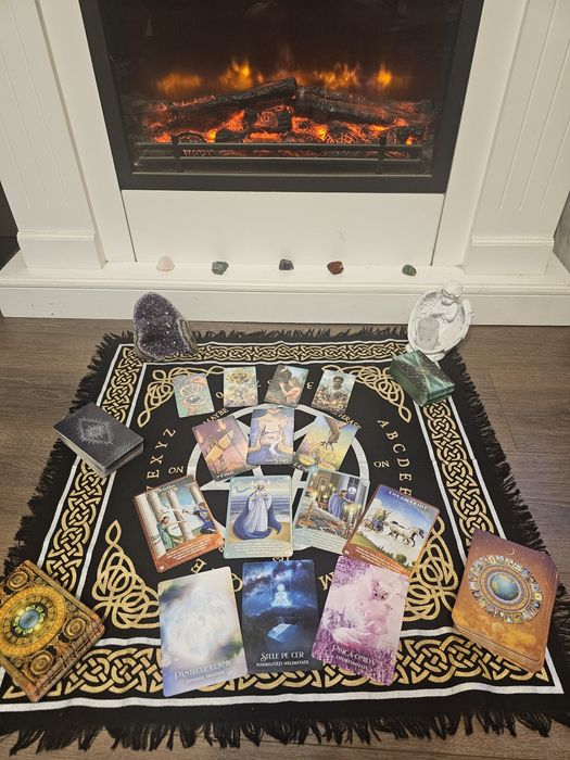 Ofer citiri personalizate in tarot