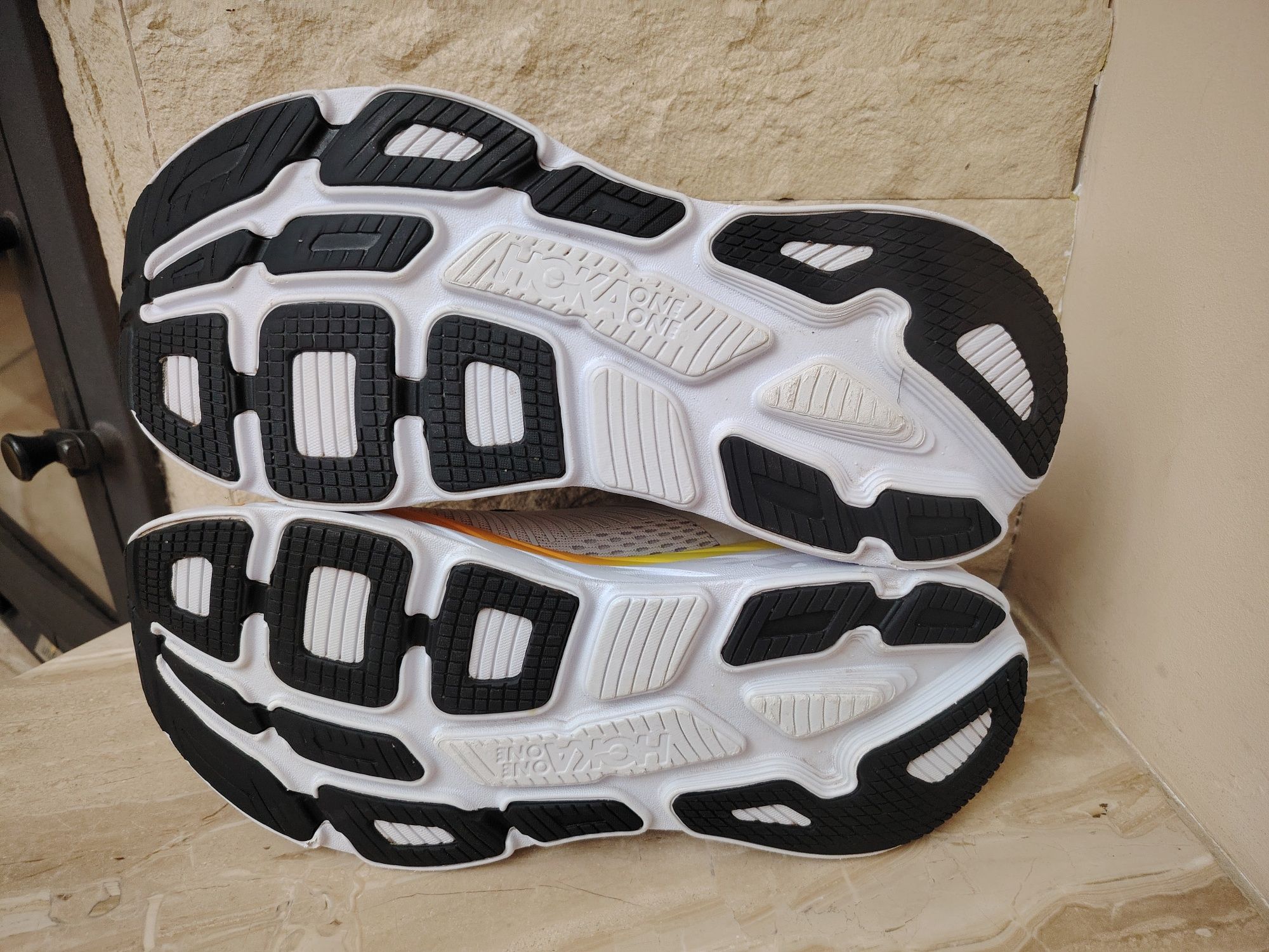Hoka Bondi 7/47 Wide