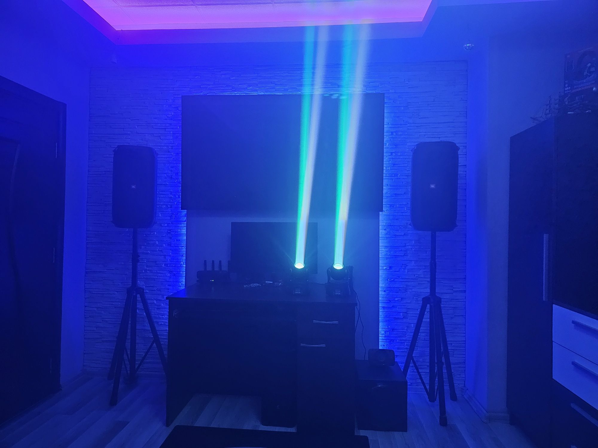 Нов модел Mini Moving Head Beam скенери