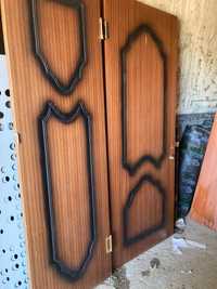 Продам межкомнатные деревянные двери