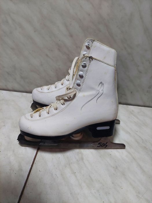 Patine gheata 504 patinaj artistic Bladerunner marime 35 ( 22 cm)