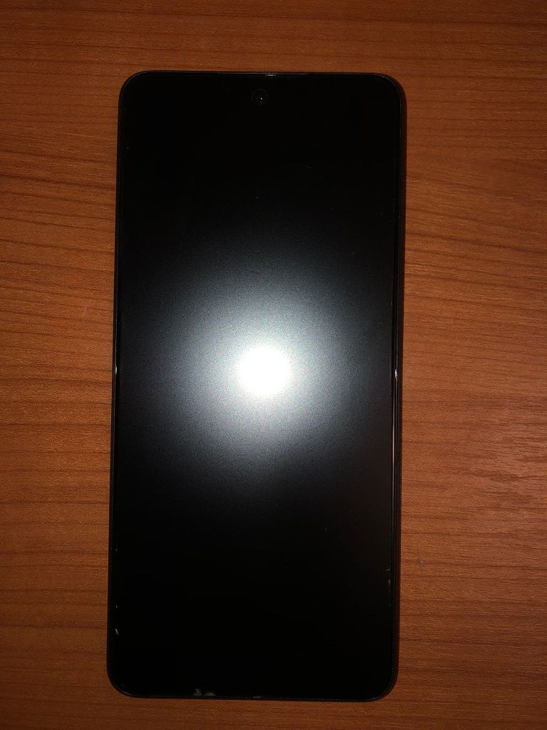 Vând oppo a98 5G