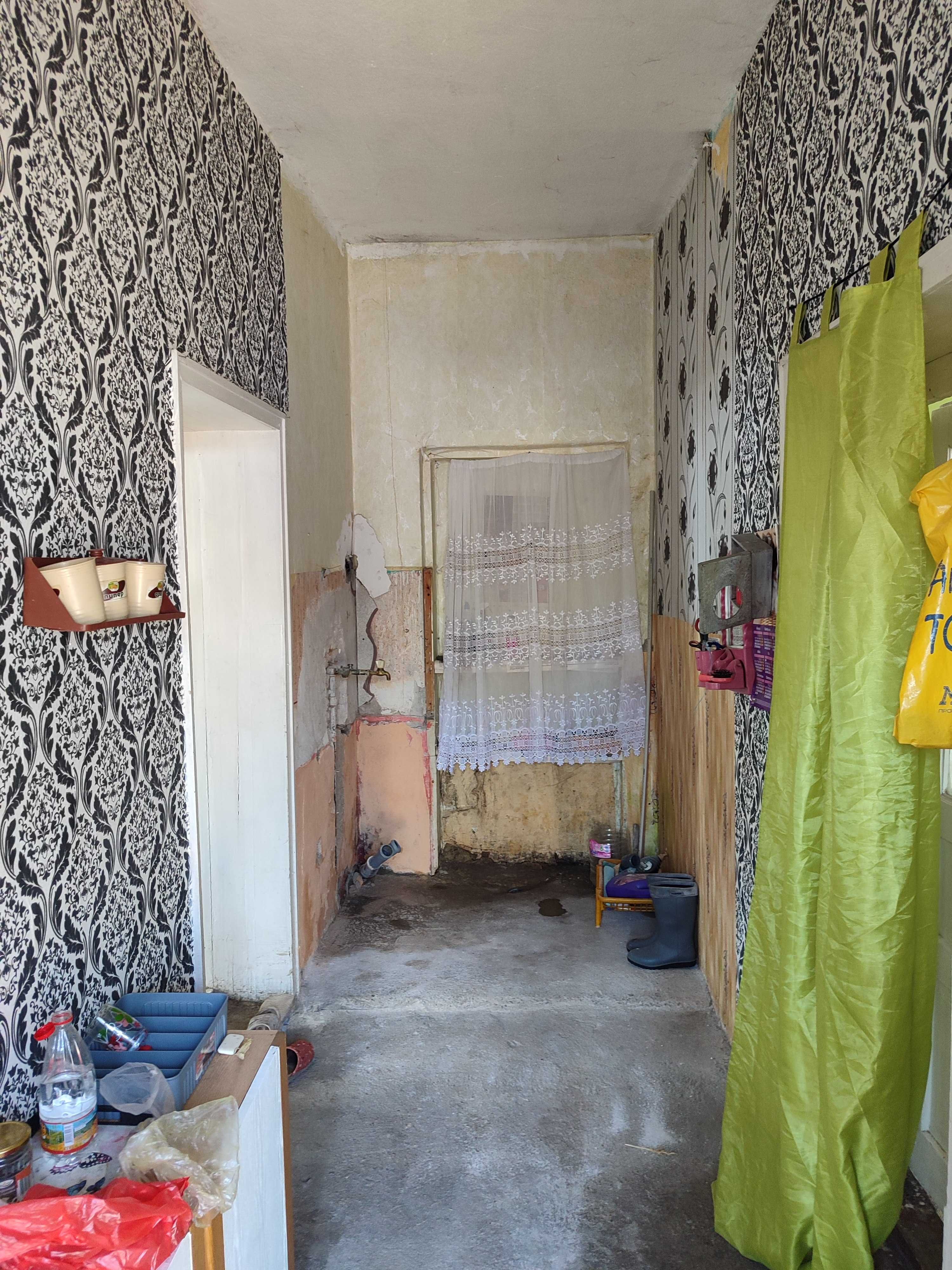 Къща за ремонт в Спасово