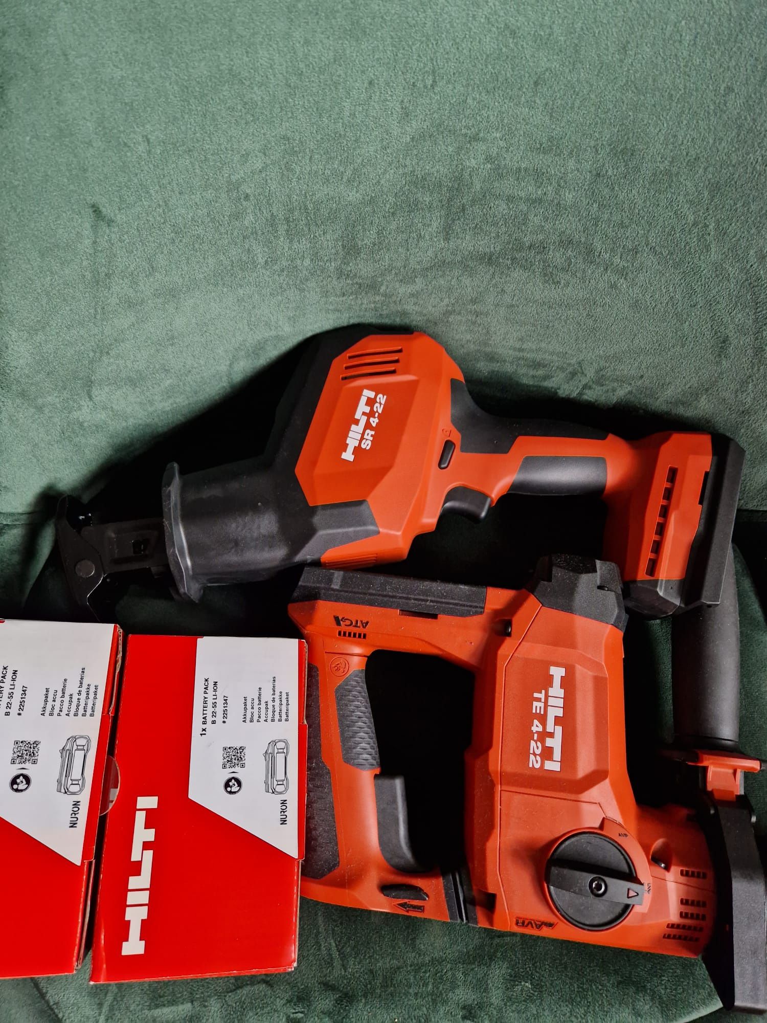 Hilti set ferăstrău sabie-rotopercutor pe acumulator