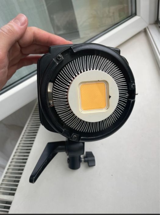 Lumina continua Godox SL 150w