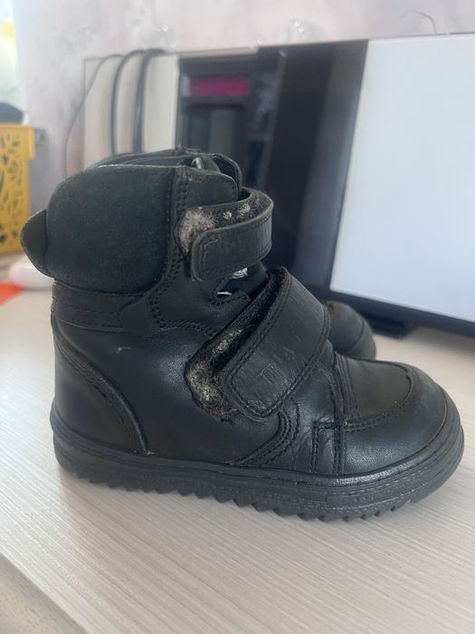 Продам зимние сапожки