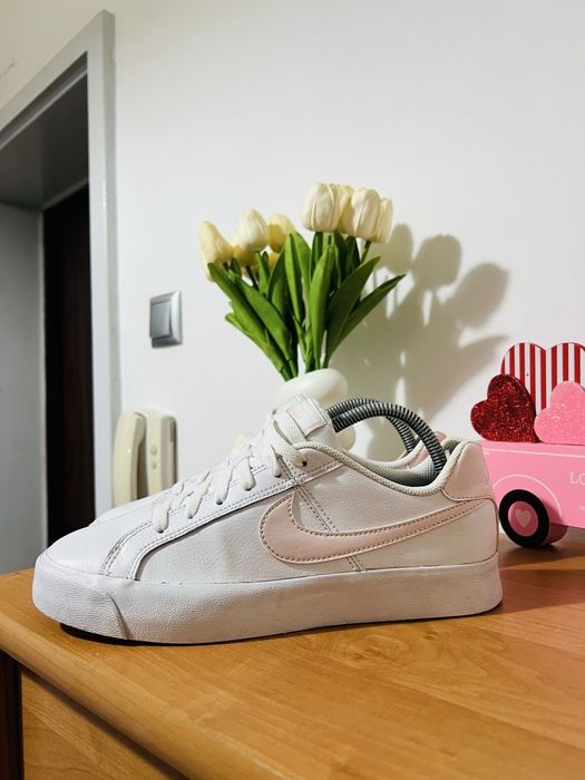 Оригинални маратонки Nike 39 номер