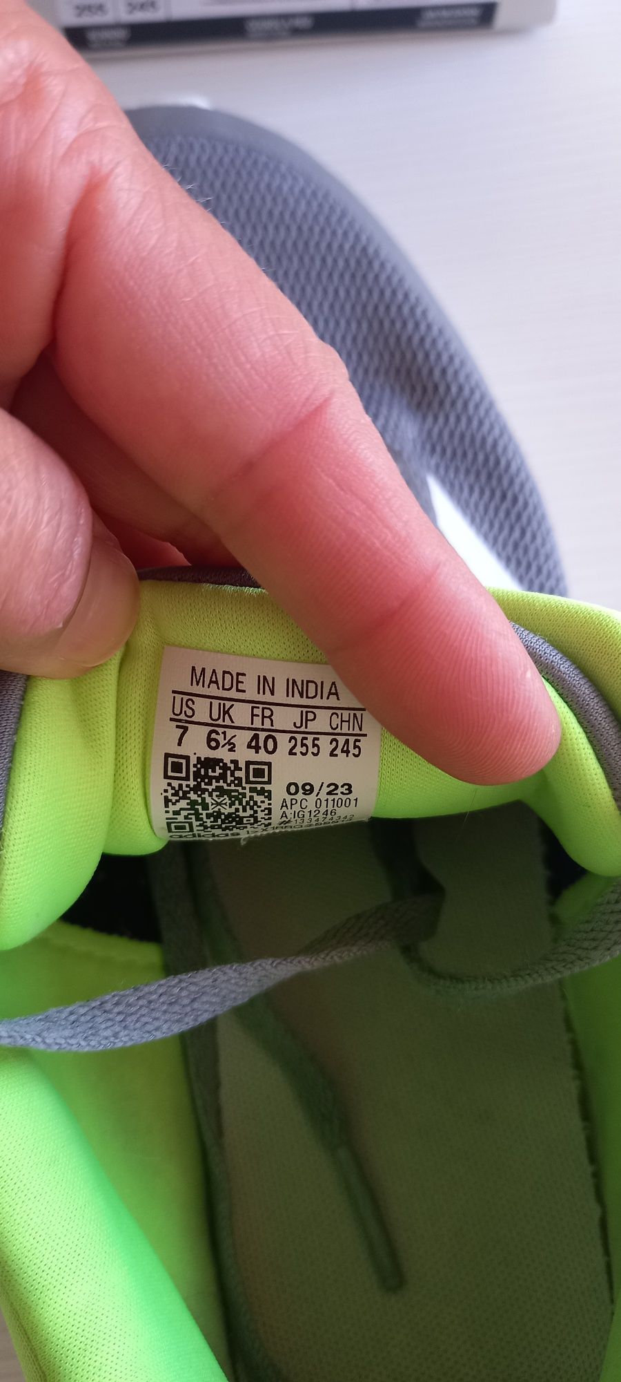 Маратонки Adidas