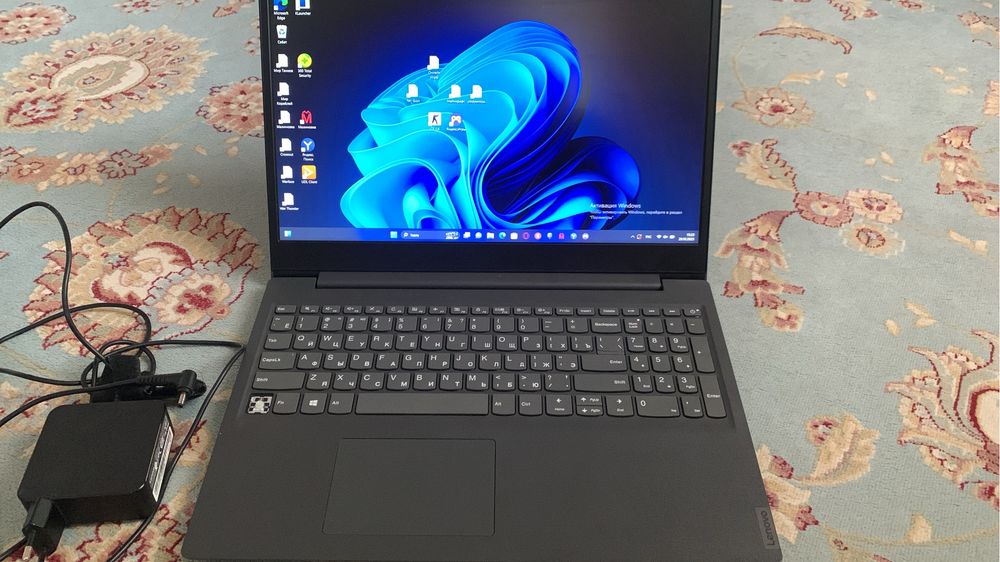 Ноутбук lenovo v15-ADA,20v