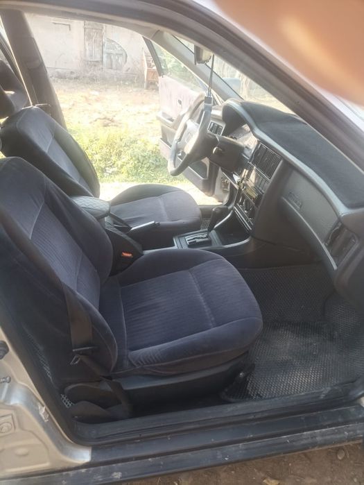 Ауди .б 4 хорошие состояние