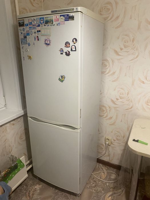Продам холодильник