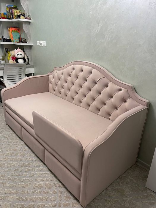 Детская угловая кровать с подъёмным механизмом