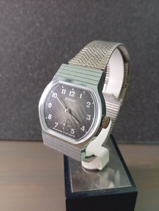 Руски ръчен механичен часовник ПОБЕДА