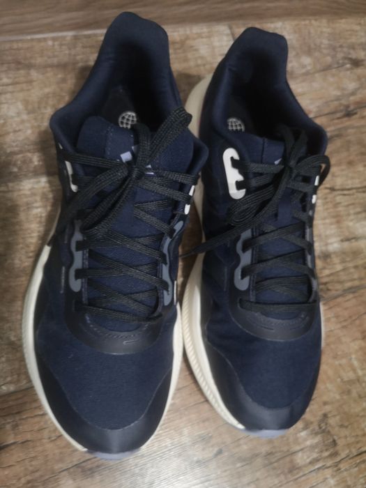 Adidas, оригинални маратонки, номер 41