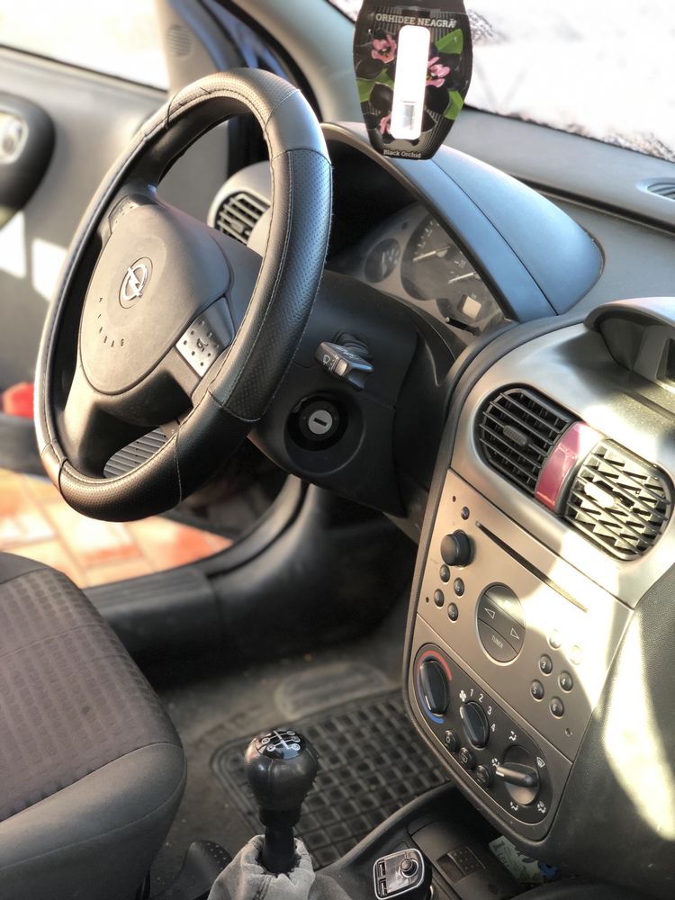 Opel corsa c , an 2002