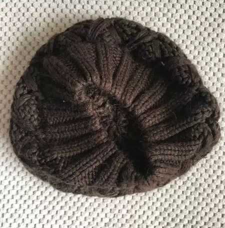 Кафява зимна шапка