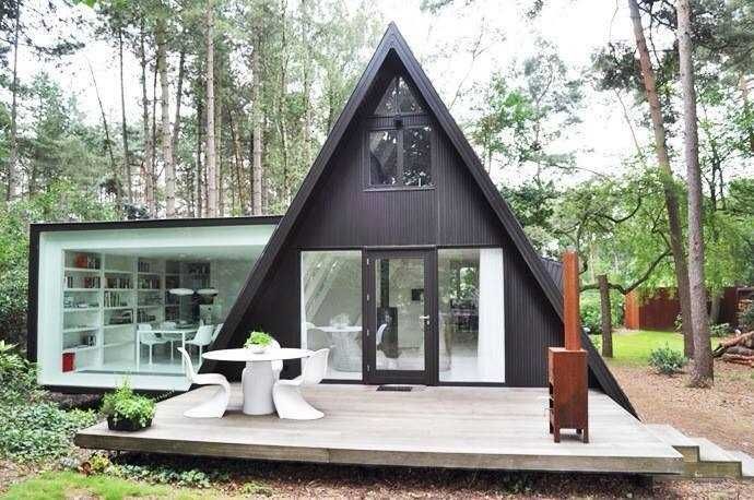 Casa / Cabana stil A Frame din structura de lemn de vanzare